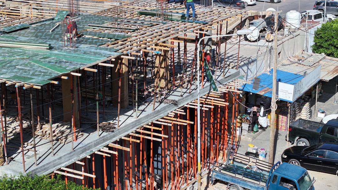 مشروع مبنى تجاري خاص