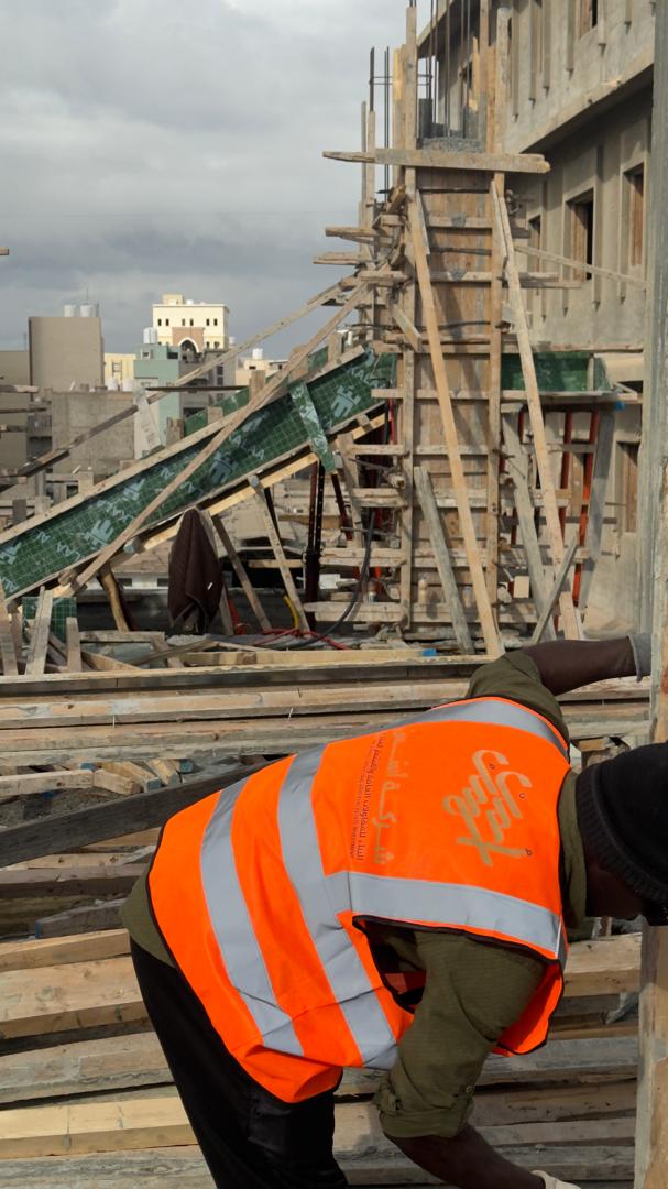 مشروع مبنى تجاري خاص