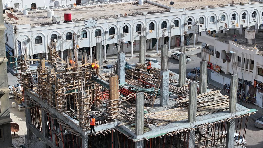 مشروع مبنى تجاري خاص