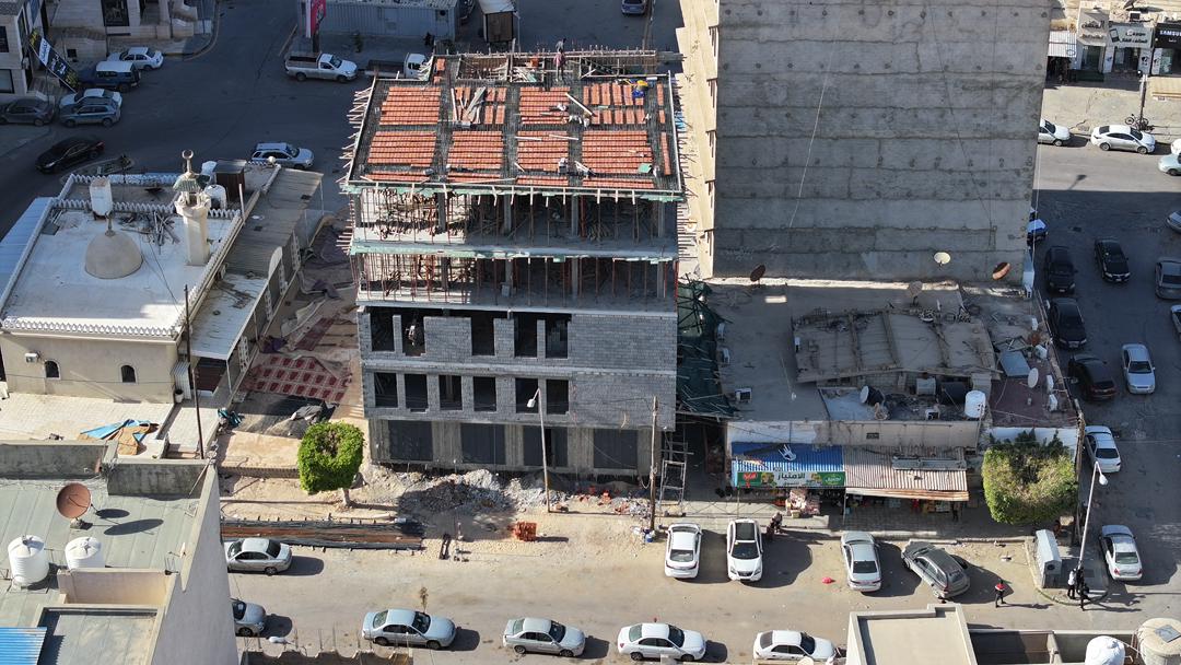 مشروع مبنى تجاري خاص