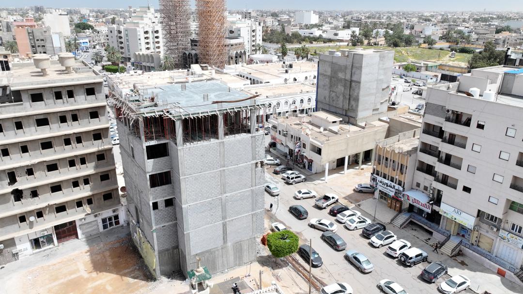 مشروع مبنى تجاري خاص