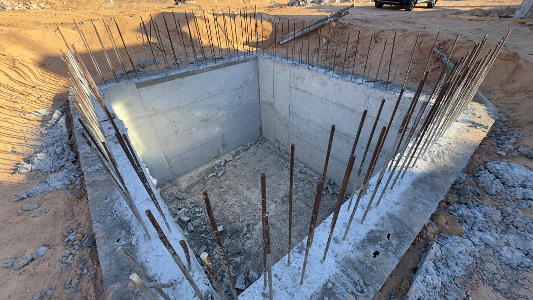 مشروع خزانات مياة و صرف صحي