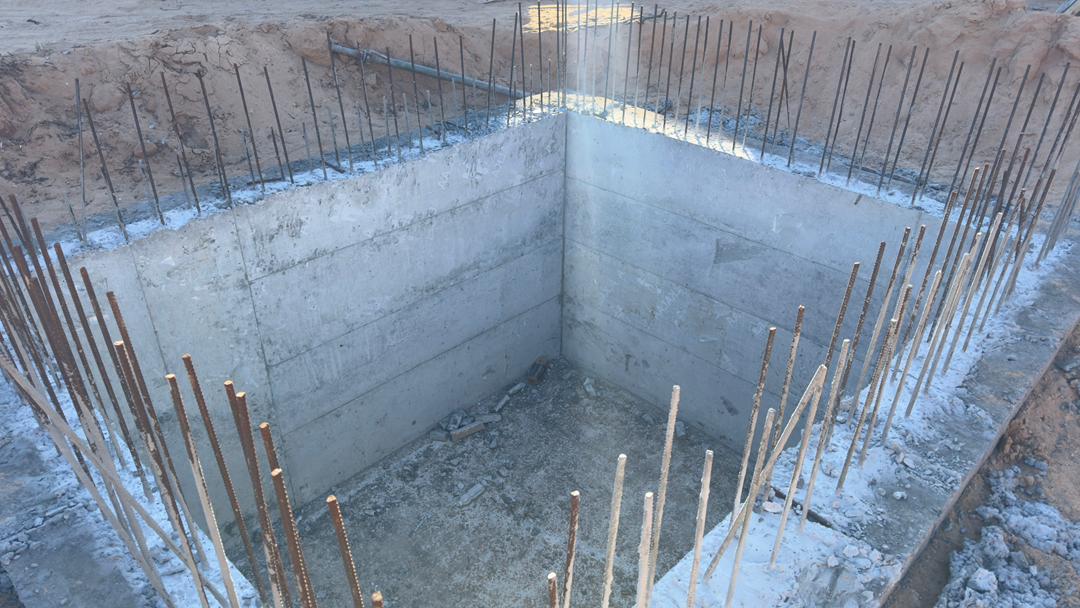 مشروع خزانات مياة و صرف صحي