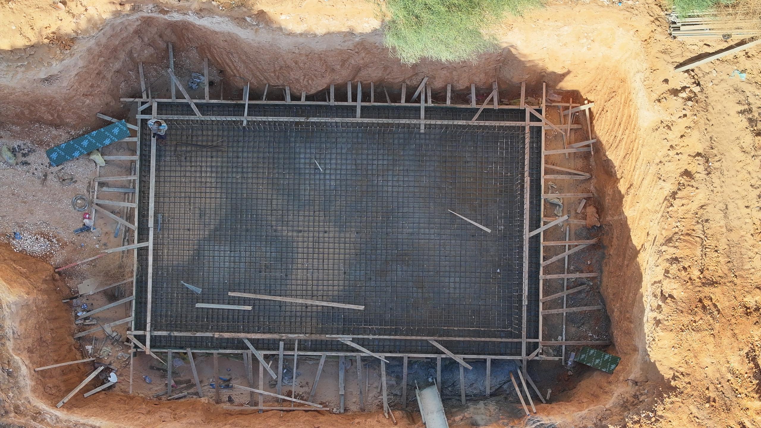 مشروع خزانات مياة و صرف صحي