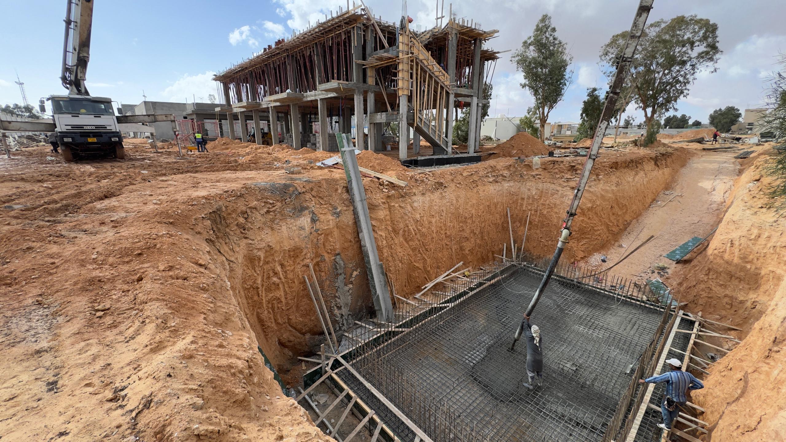 مشروع خزانات مياة و صرف صحي