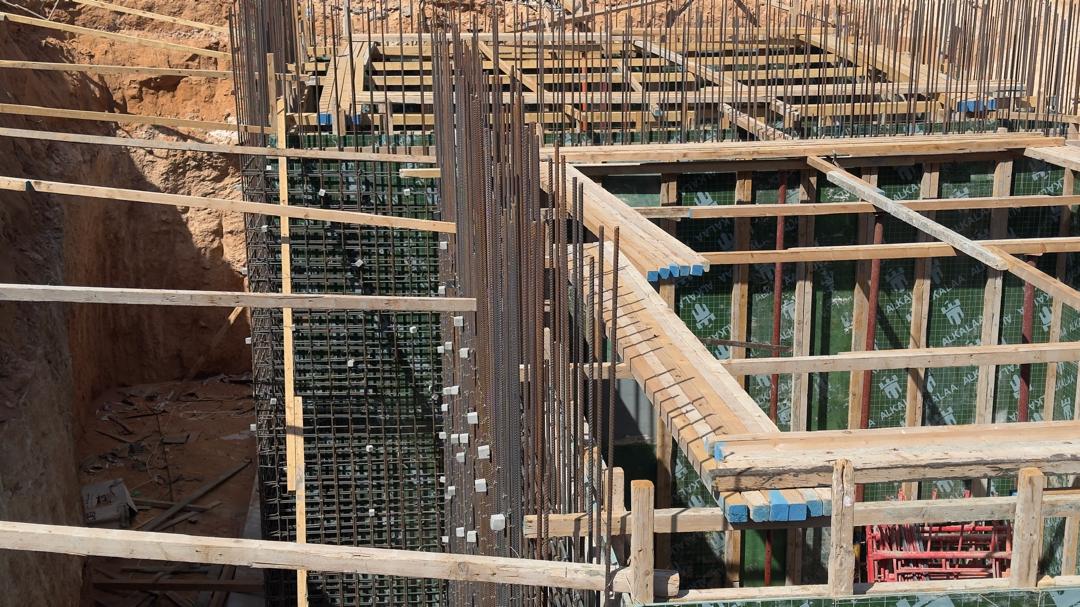 مشروع خزانات مياة و صرف صحي